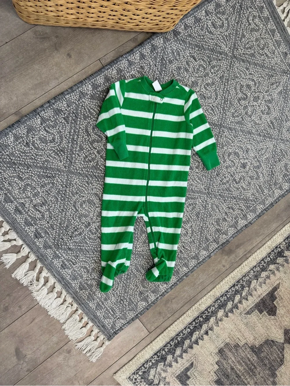 Old Navy Green and White Striped Footed One-Piece 6-12 Months Baby Boy